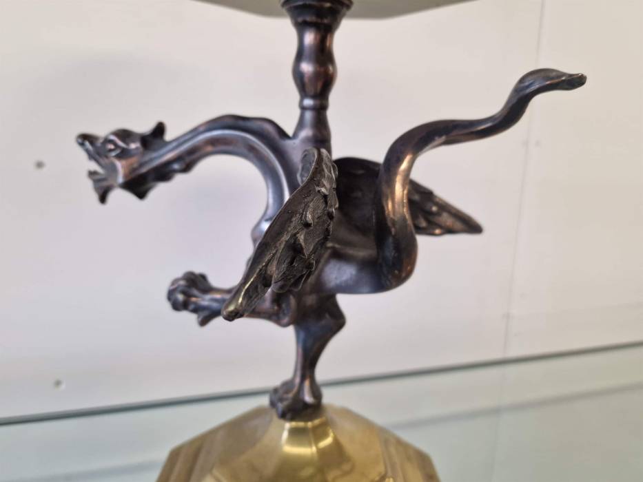 Plat de service en bronze ancien 