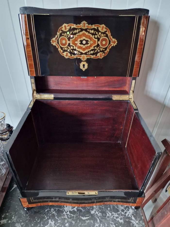 Travel drink box (Cave à liqueur)