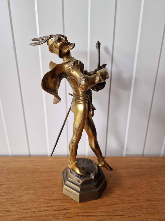 Bronze figure Mephistopheles with mandolin