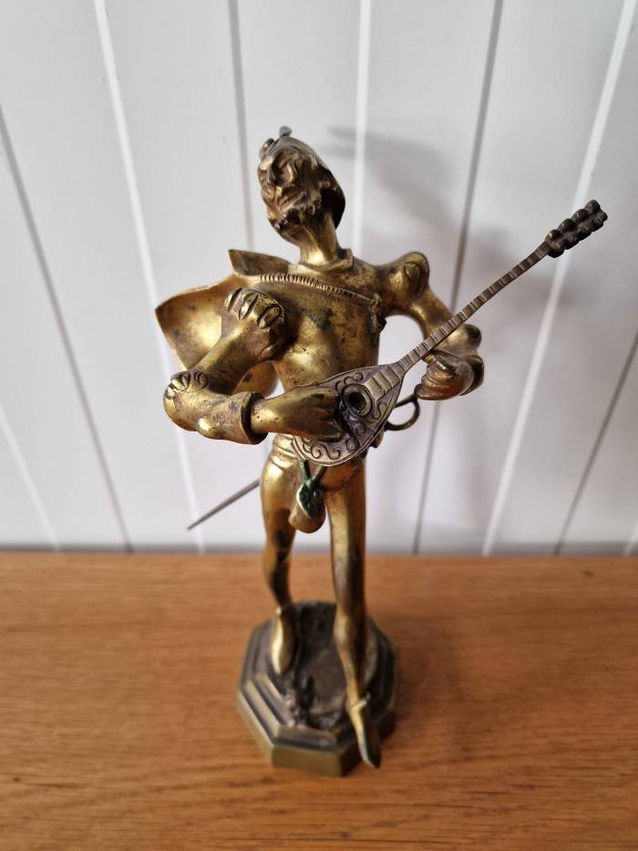 Bronze figure Mephistopheles with mandolin