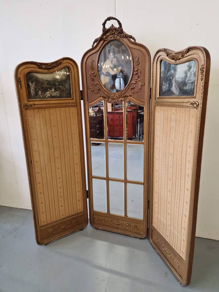 Antique screen