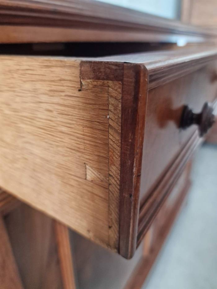 Biedermeier-style cabinet