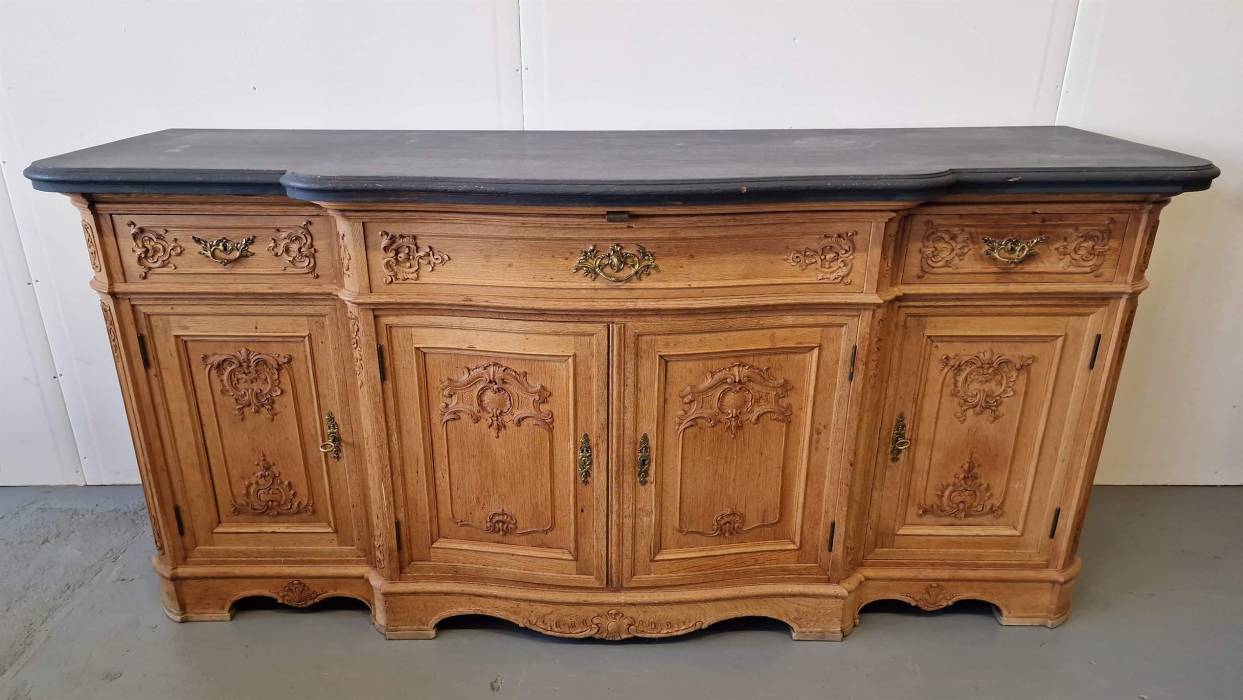Very beautiful oak sideboard