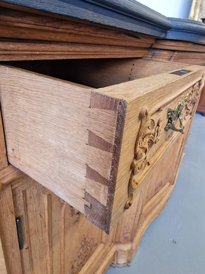 Very beautiful oak sideboard