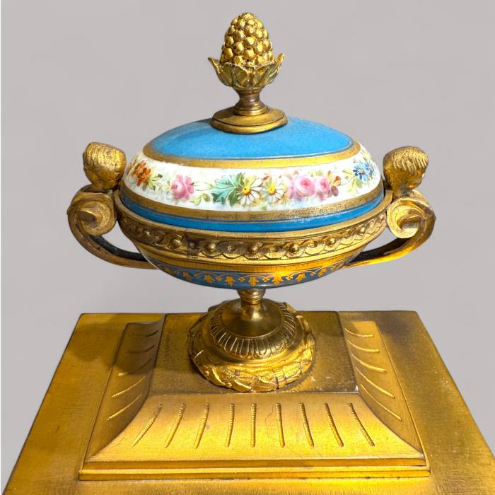 French Louis XVI Style Porcelain and Gilt Bronze Mantel Clock, 19th Century