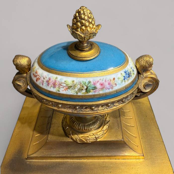 French Louis XVI Style Porcelain and Gilt Bronze Mantel Clock, 19th Century