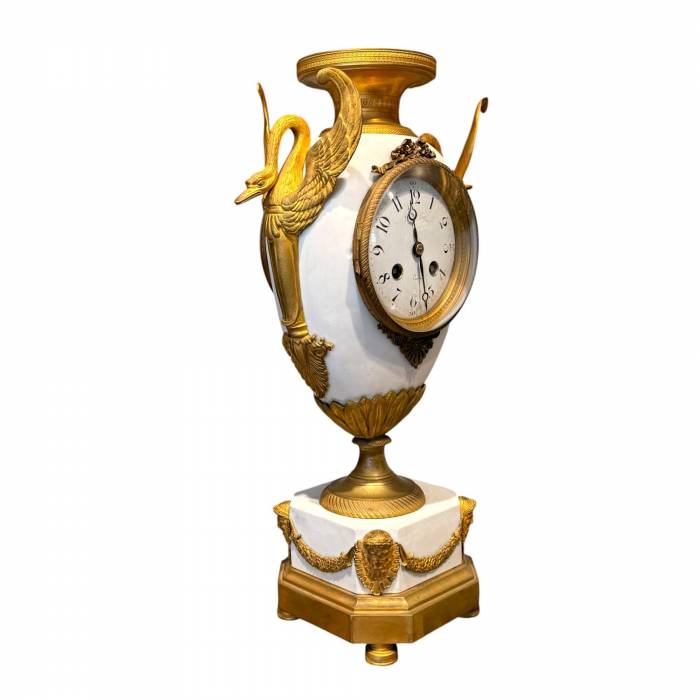 French Louis XVI Style biscuit and Gilt Bronze Mantel Clock, 19t Century