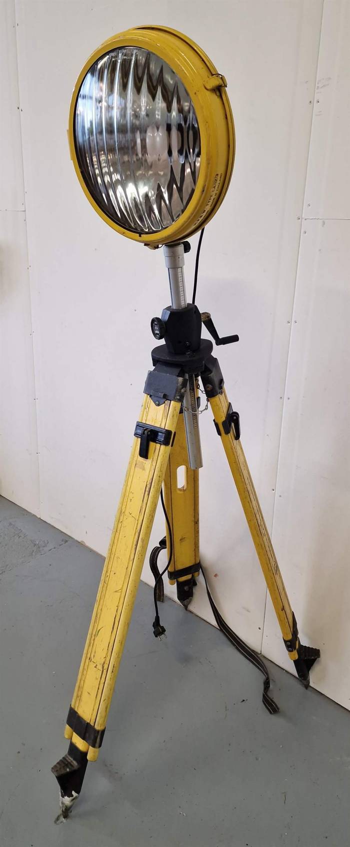 Lampadaire design original 