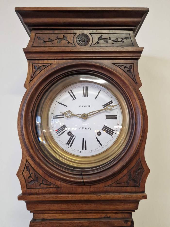 Majestic floor clock