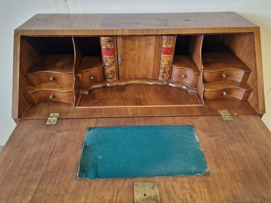 Secrétaire ancien 