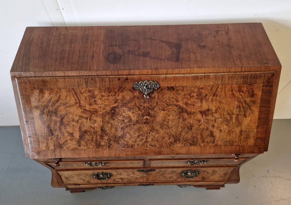 Secrétaire ancien 