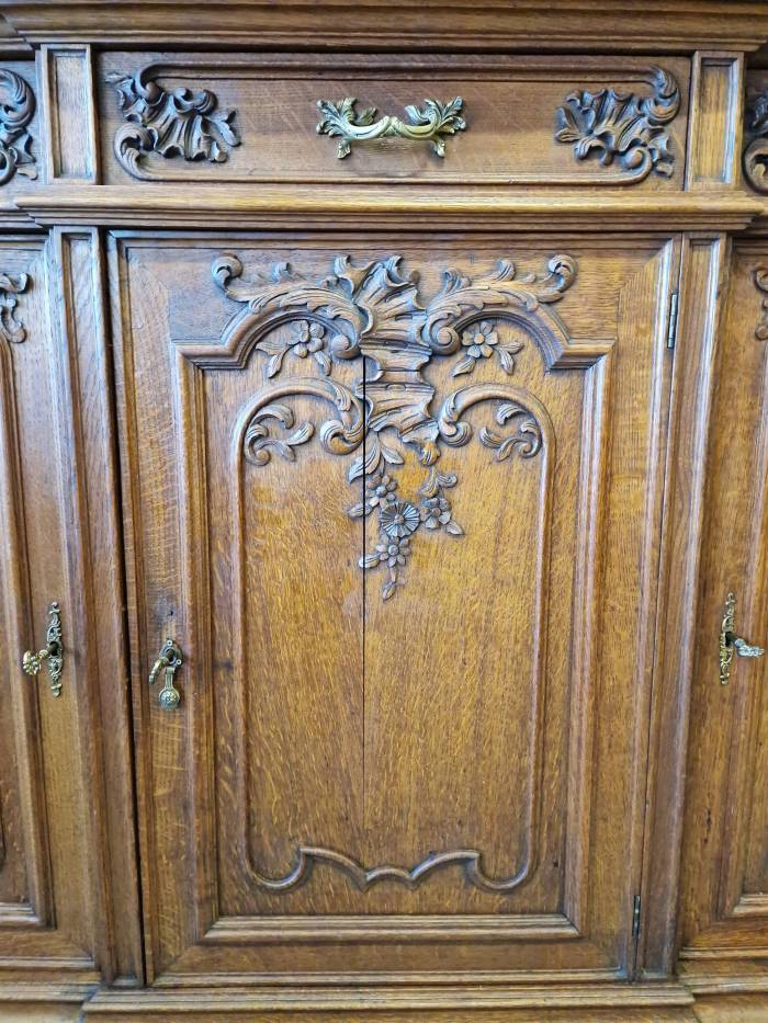 Beautiful oak display case