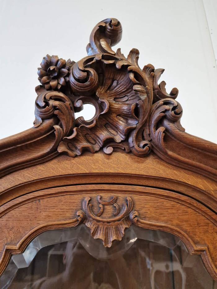 Beautiful oak display case