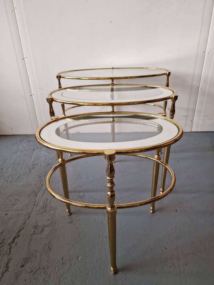 Set of 3 tables