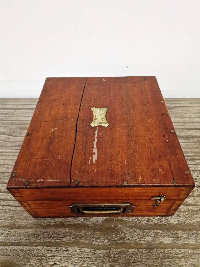 Sextant Henry Huches & Fils 