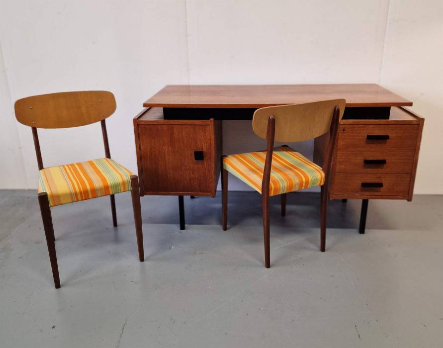 Dāņu dizaina vintage rakstāmgalds 