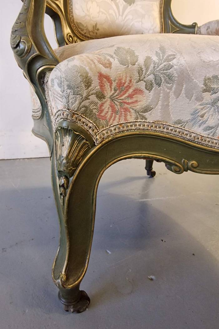 Beautiful chair with armrests