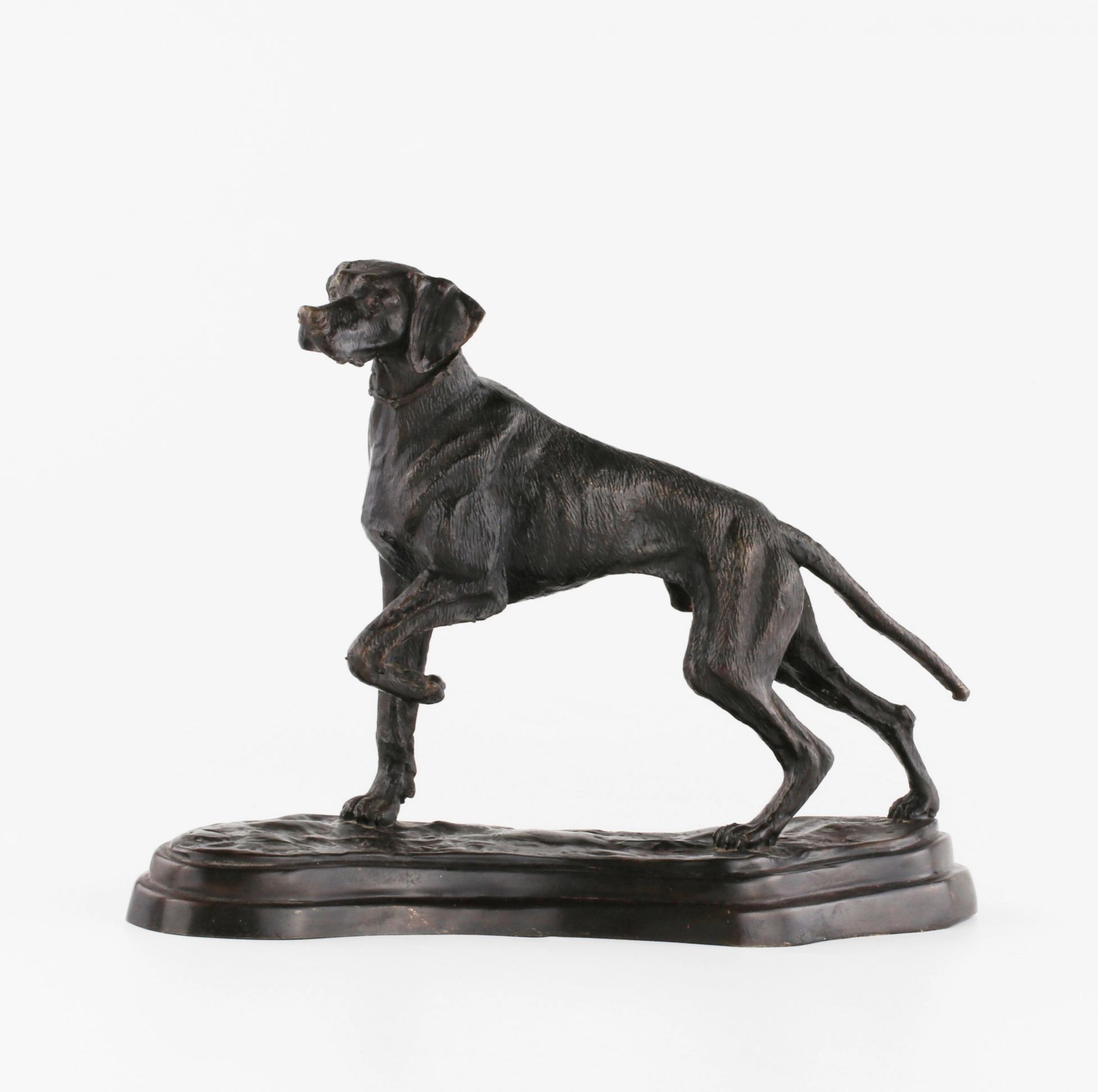 Bronze-hunting-dog