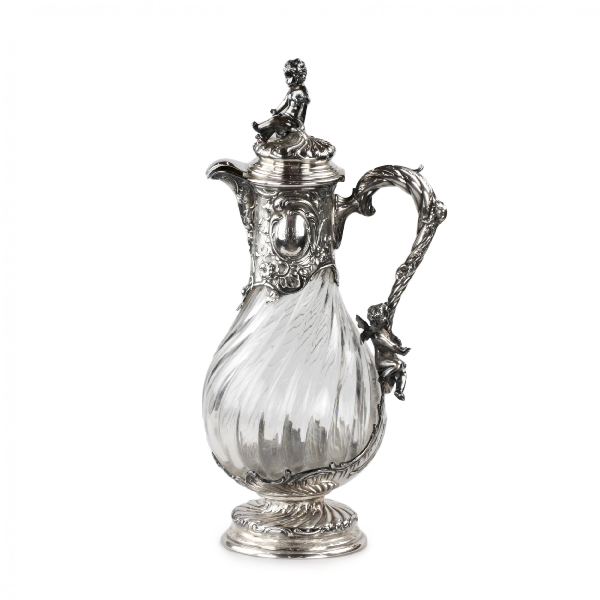 Exquisite-silver-wine-jug-in-the-power-of-Louis-XV