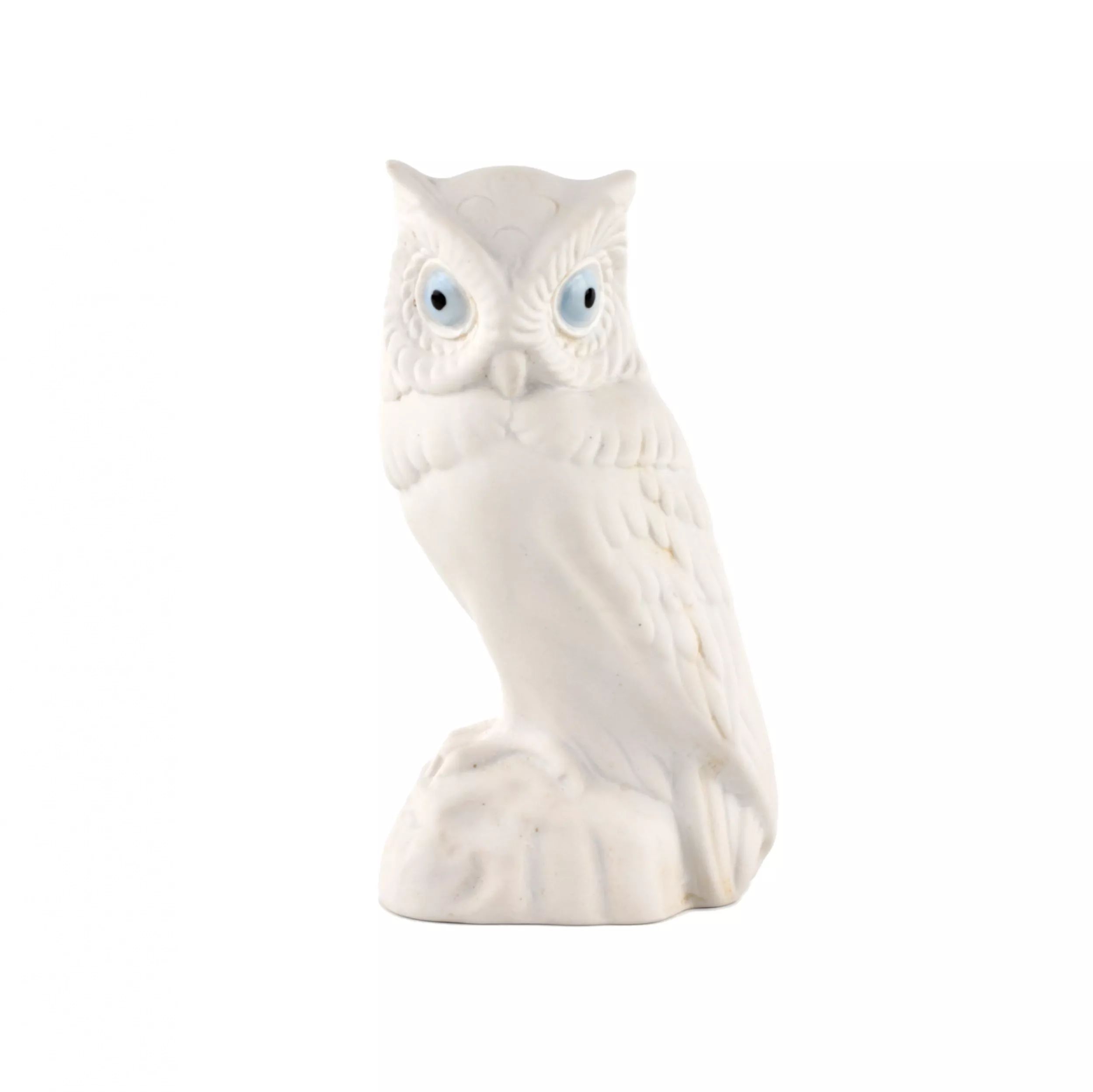 Porcelain-owl-from-Gardner-factory