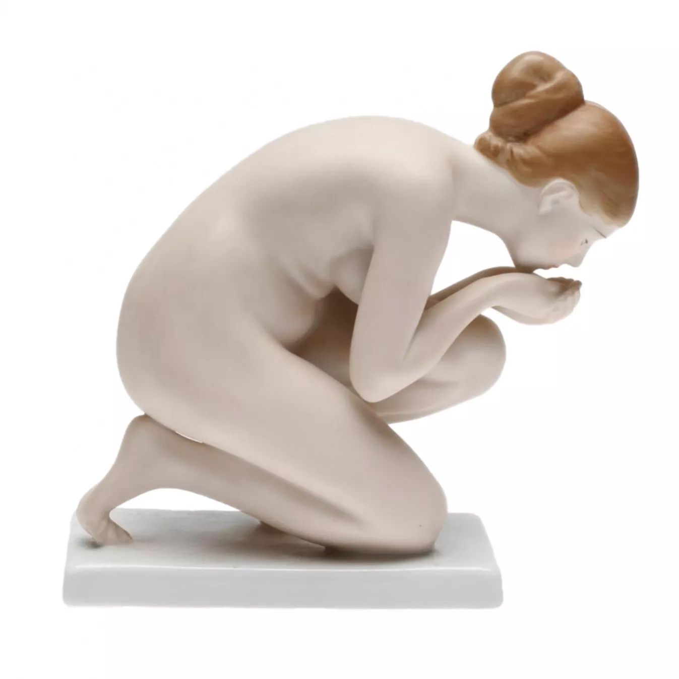 Figurine-en-porcelaine-Fille-à-leau--Rosentahl