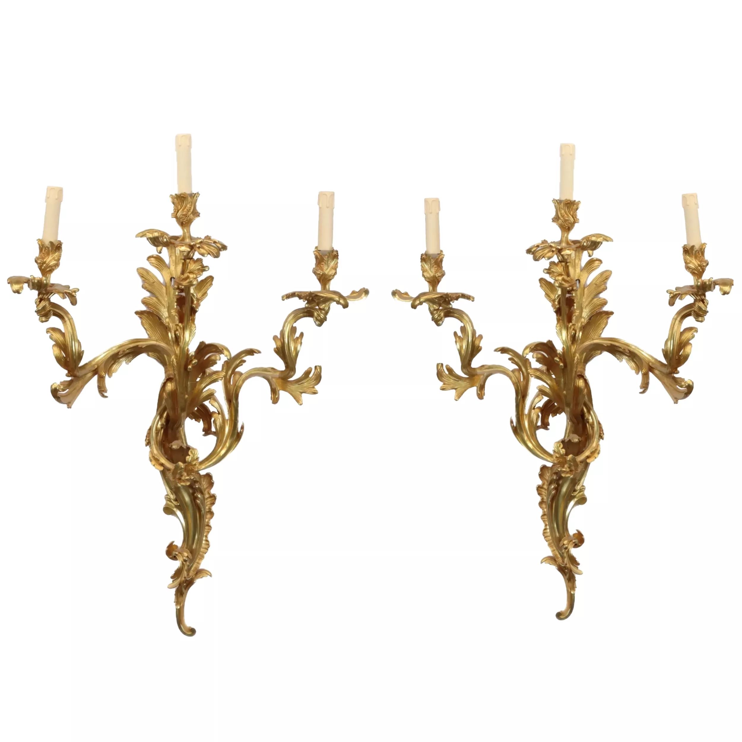 Pair-of--wall-sconces-Rococo-style-