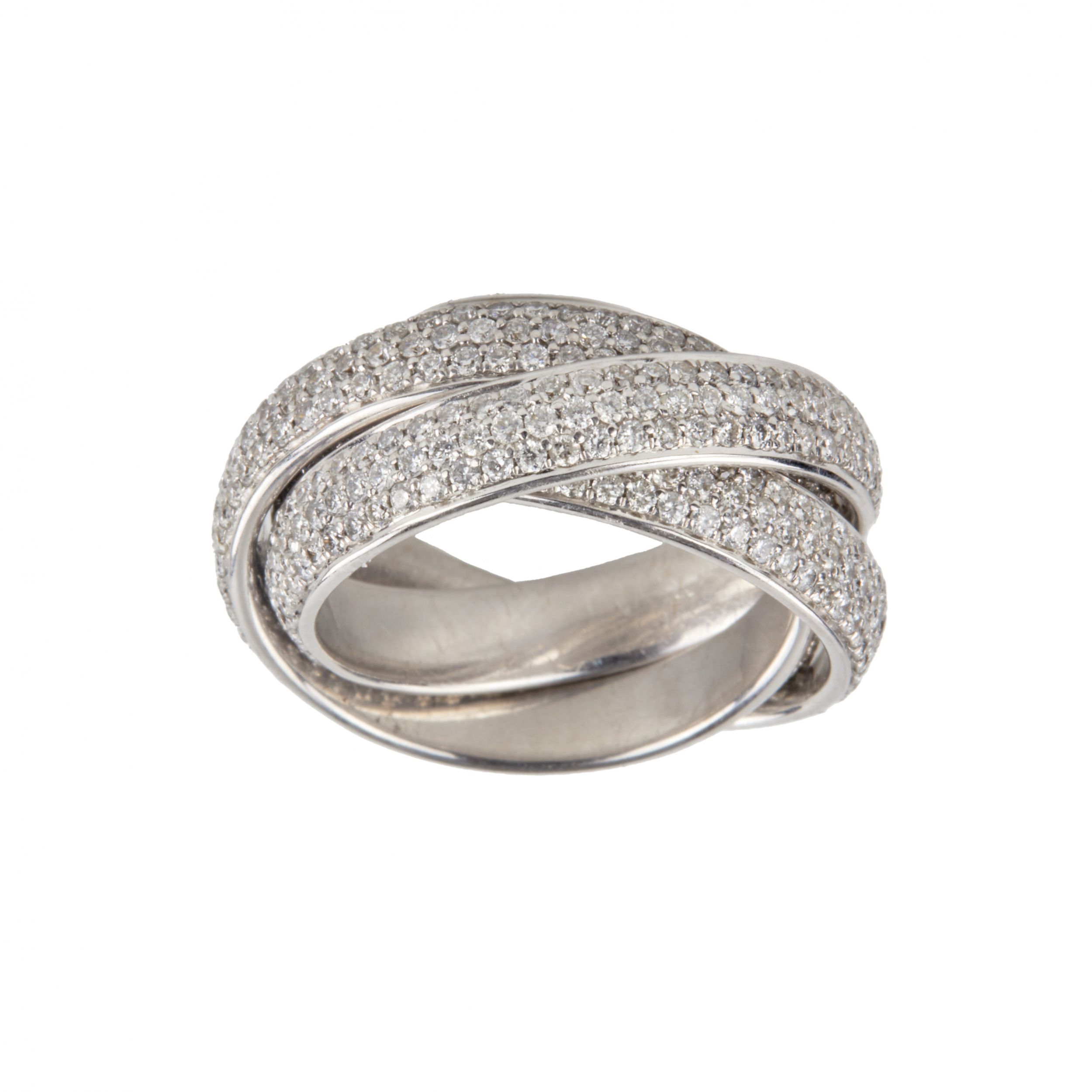 Ring-in-18K-white-gold-with-diamonds-