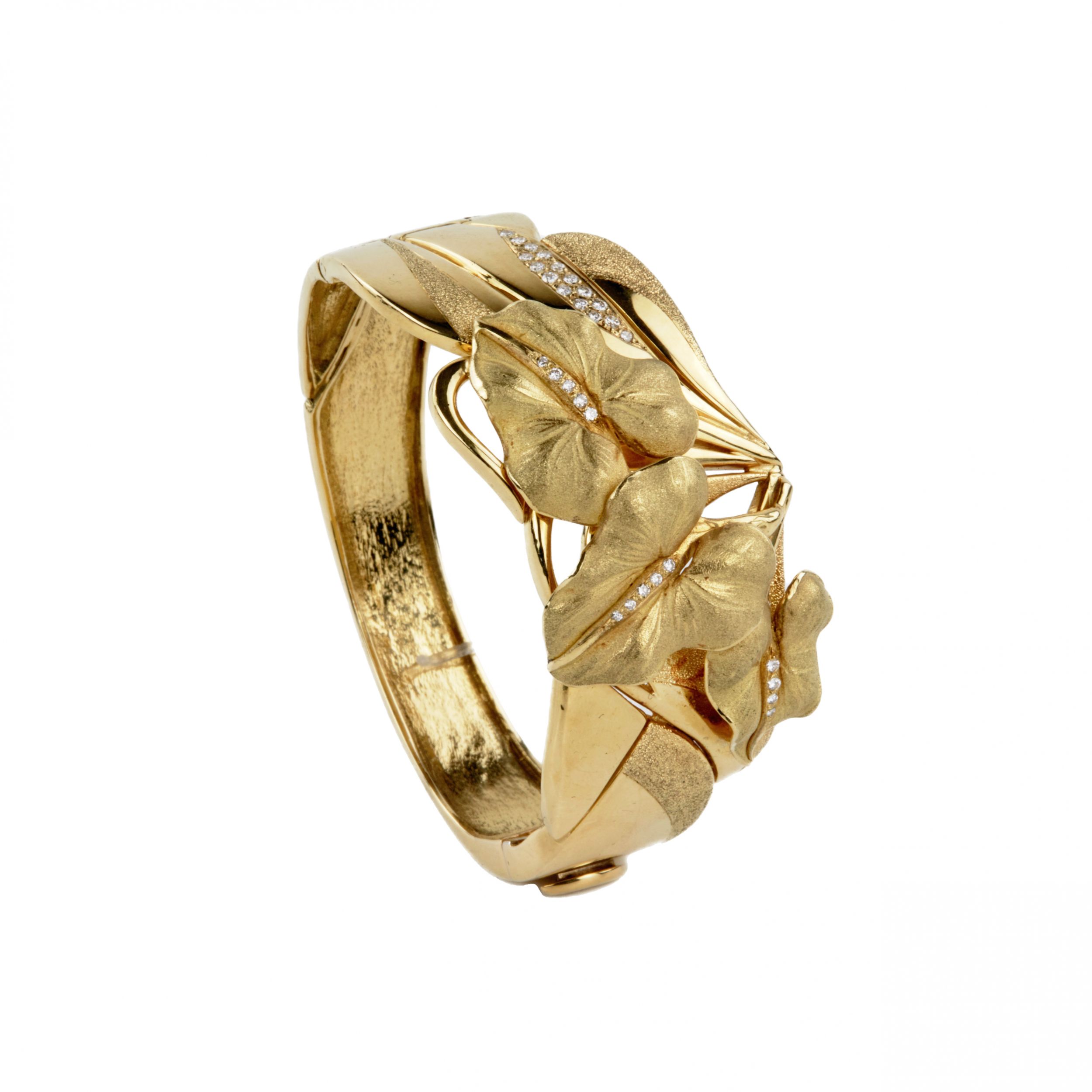 Gold-bracelet-with-leaf-motif-and-diamonds-