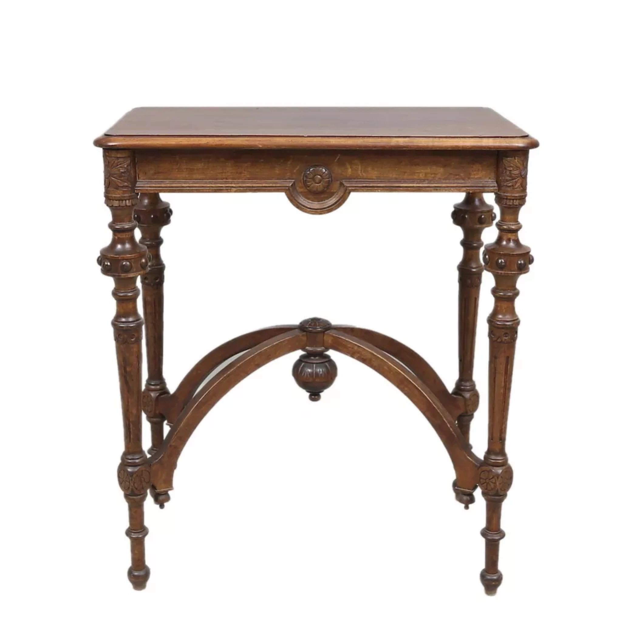 Napoleon-III-style-walnut-coffee-table-