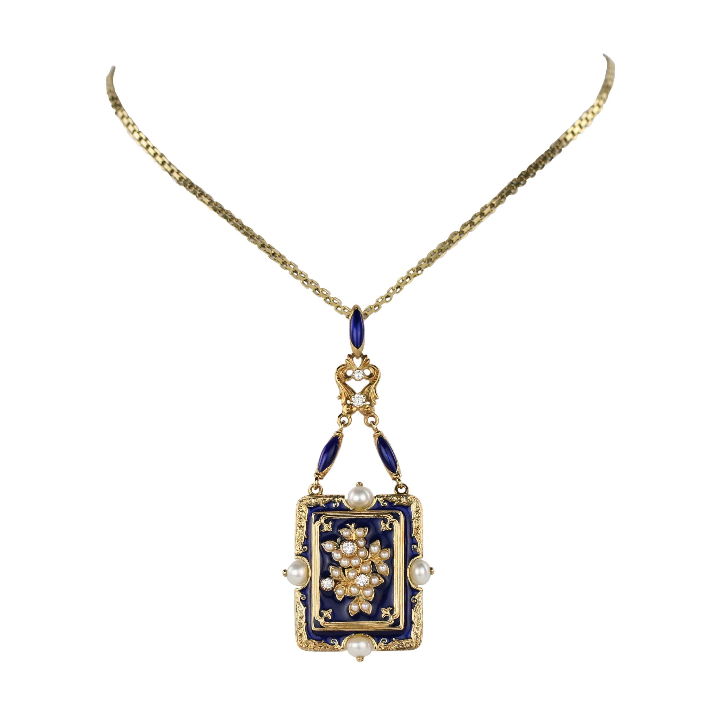 Vintage-gold-pendant-with-pearls-diamonds-and-enamel-