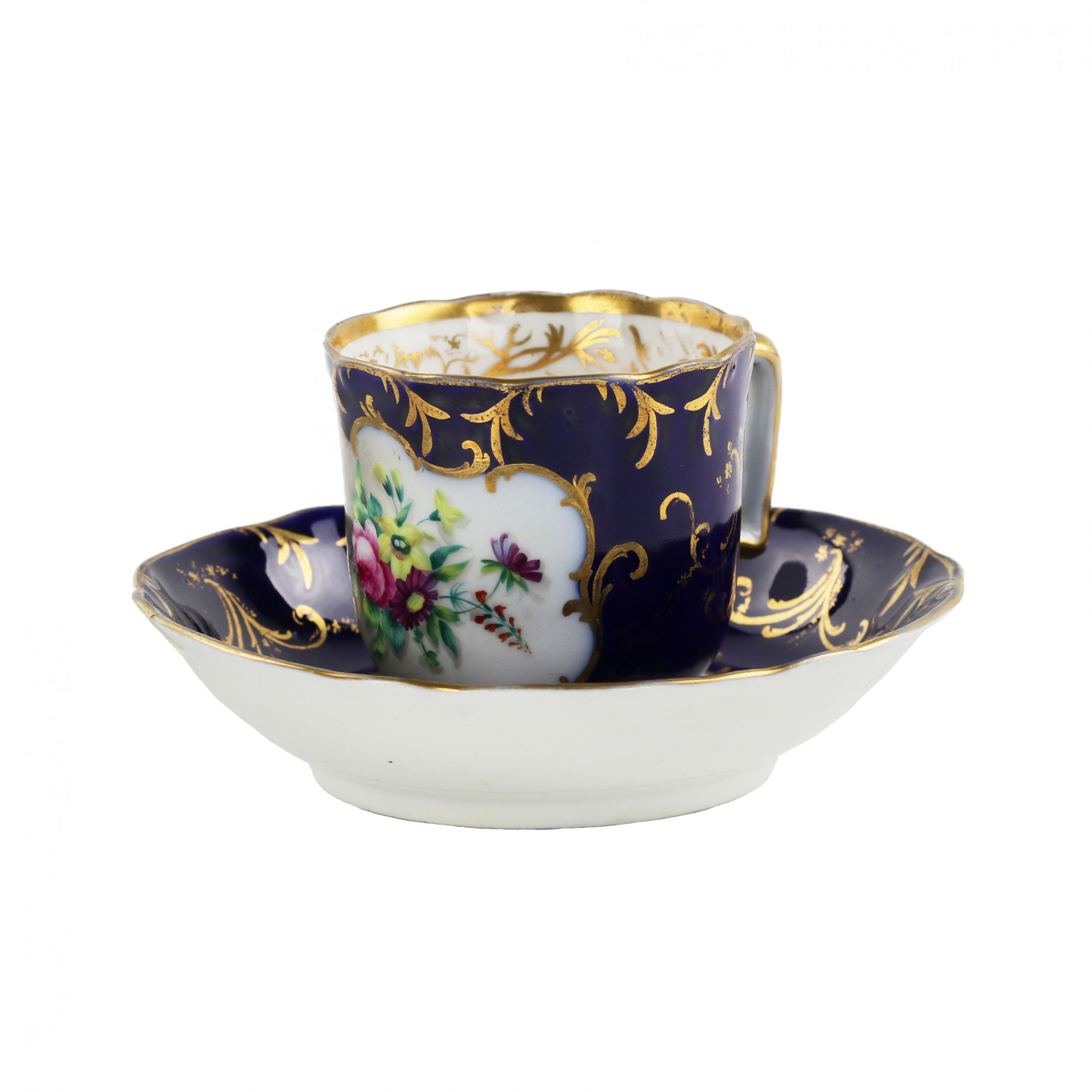 Porcelain-tea-set-from-the-Gardner-factory-