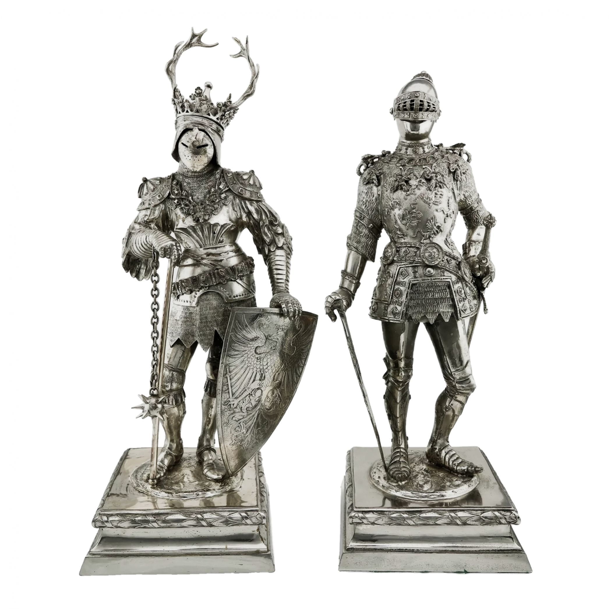 Pair-of-outstanding-cabinet-figures-of-knights-in-silver-19th-century-Hanau-craftsmen-Neresheimer-
