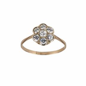 Gold ring with cubic zirkonia. 