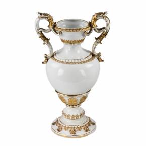 Pair of large Meissen porcelain vases with decoration in gold on white, Napoleon III style. 