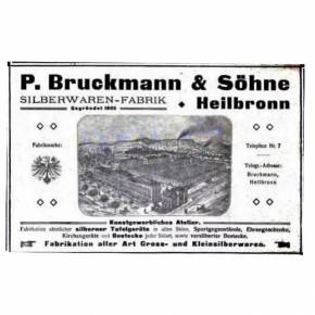 Чайно-кофейный сервиз изумительных пропорций из золоченого серебра. Bruckmann & Söhne.