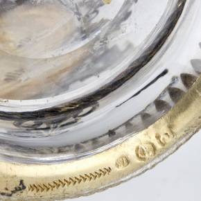 Gracieuse carafe en verre en argent ajouré d`époque Néo-Renaissance. Allemagne. 19ème siècle. 