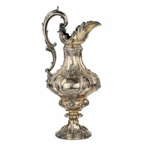 Robert Harper. A grandiose, gilded silver water pitcher. London 1876. 