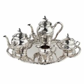 Silver tea and coffee service in Art Nouveau style. Bruckmann. After 1888.