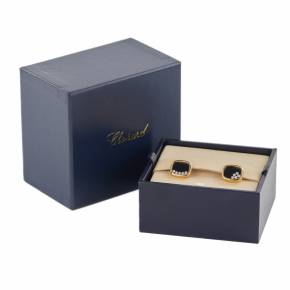 18K gold Chopard cufflinks with diamonds. In original box. 