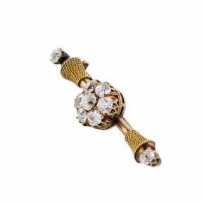 Elegant Russian gold brooch 56 assay value with diamonds. Petersburg 1908-1917 