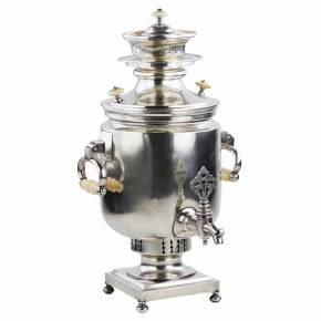 SAMOVAR EN ARGENT. JOHAN OLSONIUS RUSSIE, SAINT-PÉTERSBOURG, TROISIÈME QUART DU XIXᵉ SIÈCLE