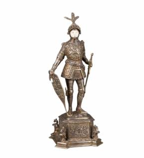 FIGURE DE CABINET DE CHEVALIER EN ARGENT ALLEMAGNE, HANAU, FIN DU XIXe - DÉBUT DU XXe SIÈCLE