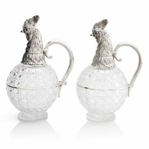 A PAIR OF SILVER CLARET JUGS WITH ROOSTER-HEAD MOUNTS. THE GRACHEV BROTHERS FIRM, PURVEYOR TO THE IMPERIAL COURT. ST PETERSBURG, 1908–1917