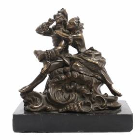  Sculpture Romantic couple 