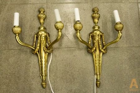 A couple of  Neoclassicism sconces