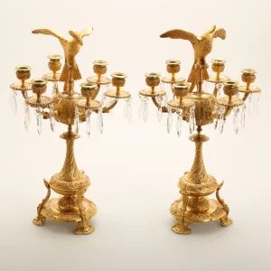 Paire de candelabres à figures d&39;oiseaux de paradis. 