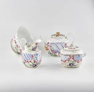 Safronova porcelāna tējas servīze. 1820-1830gg. Krievijas impērija