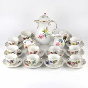 Meissen coffee flower service for 12 persons. 20th century 