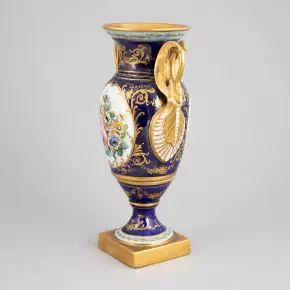 Фарфоровая ваза в стиле ампир. Le Tallec, Франция, 20 век.