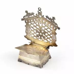 Серебряная солонка-трон в русском стиле.  Кострома. 1899 - 1908 годы.